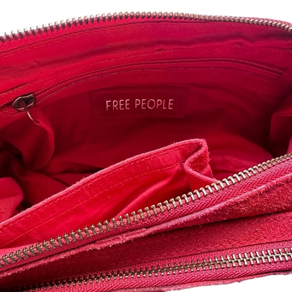 NWT Free People Siren Suede Shoulder Bag in Garnet - Picture 4 of 5